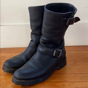 Frye Veronica Boots with sheepskin
